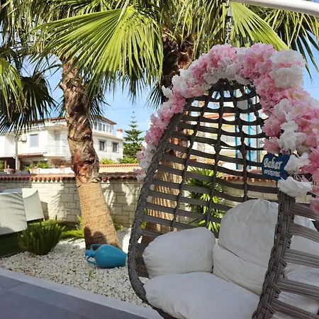 Bahar Butik Cesme